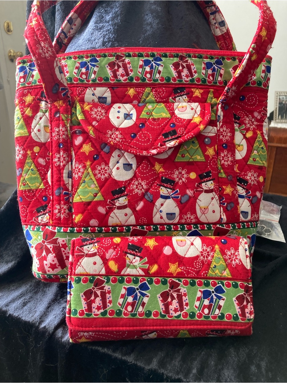 Quilted Red Holiday Snowman Tote Bag w/Matching Wallet